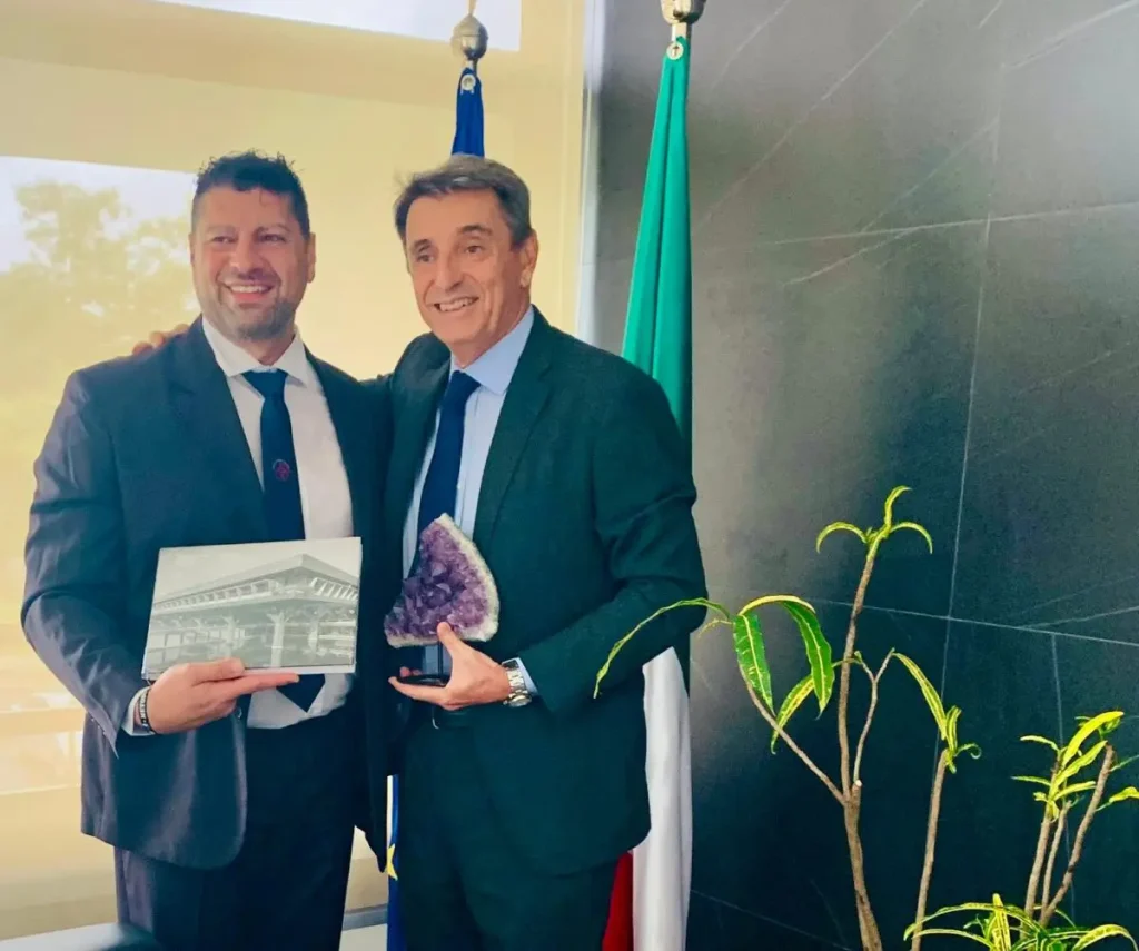 Presidente dell'Ordine dei Biologi della Lombardia incontra l'ambasciatore a Brasilia