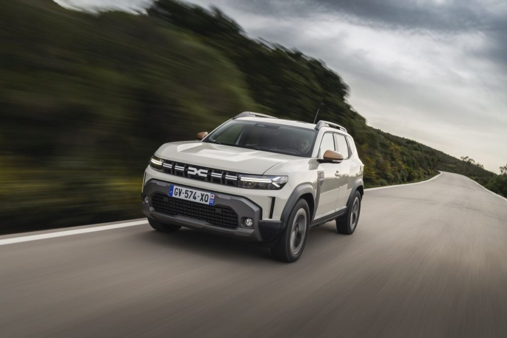 Nuovo Dacia Duster: Prestazioni Ottimali su Strada e Fuoristrada