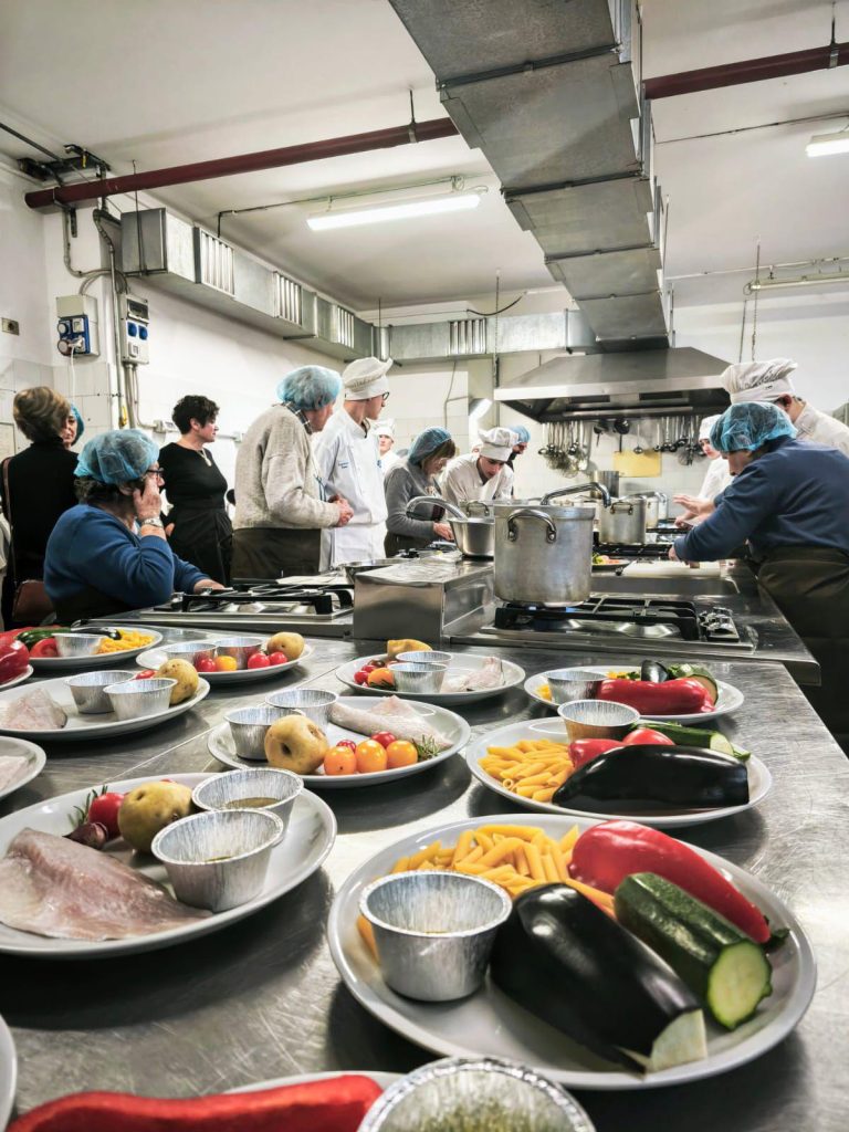 A Saronno, pazienti in dialisi ai fornelli con chef e un menu 'da stelle'