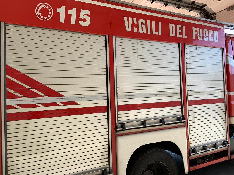 A fuoco una cartiera a Empoli, nessun ferito