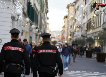 Arrestato un uomo per furto aggravato, resistenza, minacce e lesioni