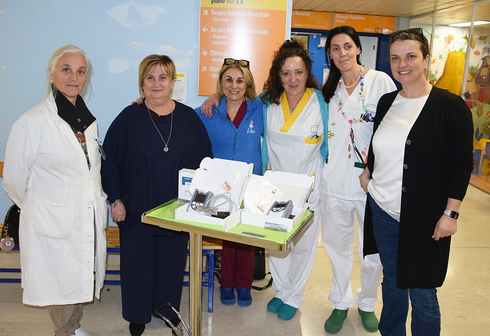 Associazione Coccinelle dona tre saturimetri all'Unità di Terapia Intensiva Neonatale