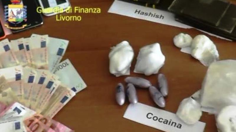 Catturato a Napoli dopo mesi di latitanza, coinvolto in un giro di spaccio a Livorno.