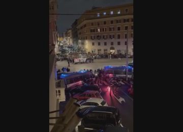 Corteo per Ramy: il video degli scontri a Roma