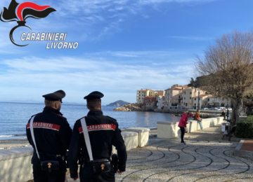 Denunciato un trentenne dell'Elba per aver minacciato un turista con un coltello