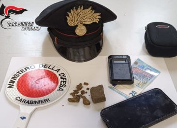 Giovane di 20 anni denunciato a Collesalvetti per possesso di hashish e un bilancino