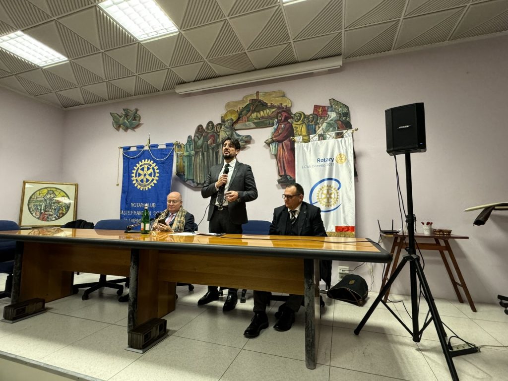 Il Rotary Club Castelfranco di Sotto Valdarno Inferiore e il Rotary E-Club 2071 commemorano la caduta del Muro di Berlino.