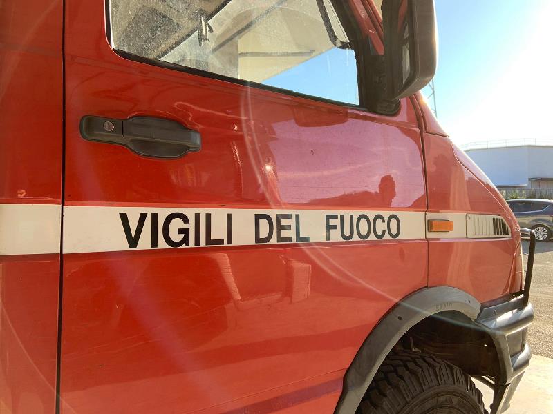 Incendio in casa nel Pisano, due persone ricoverate in ospedale