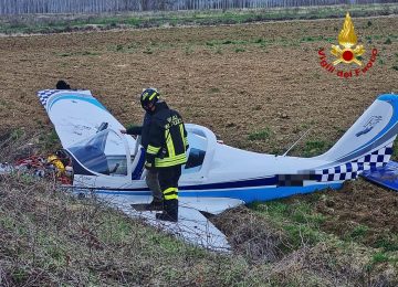 Incidente di un ultraleggero nel Pisano, il personale a bordo è illeso.