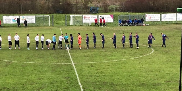 Mugello: Calcio 2ª Categoria, B. Barberino - Carbonile: Una giornata sfortunata per il Barberino, che subisce una netta sconfitta contro un valido Carbonile.