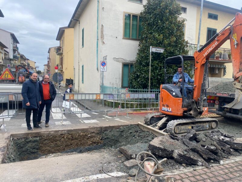 Riduzione del rischio idraulico: iniziano i lavori su via Oste per la realizzazione del "facilitatore" fognario