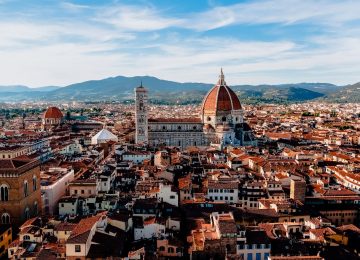 Rubano portafogli nel centro di Firenze, arrestati