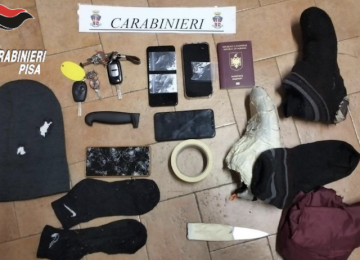 Tentativo di fuga e aggressione ai carabinieri: arrestato a Pisa, un agente ferito