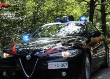 Tentativo di furto in un supermercato: arrestata una coppia a Pisa