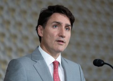 Trudeau: Tariffe degli Stati Uniti su Canada sospese per 30 giorni