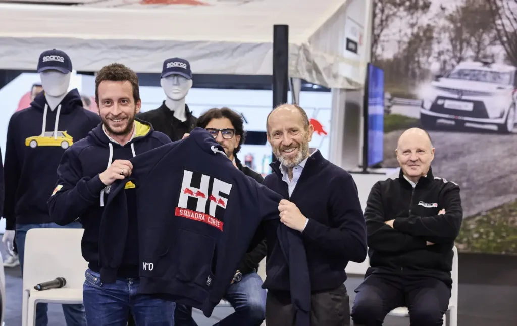 Nuova Collezione Sportswear in Co-Branding tra Lancia e Sparco