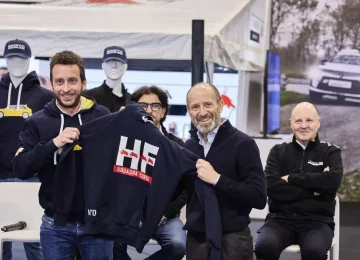 Nuova Collezione Sportswear in Co-Branding tra Lancia e Sparco