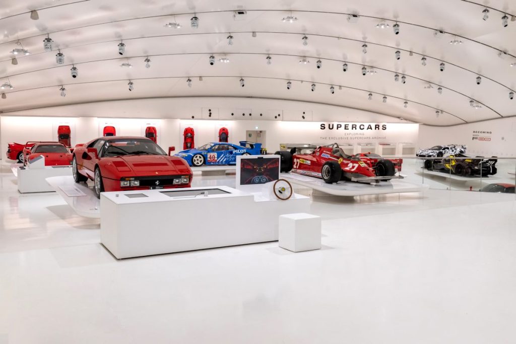 La nuova mostra "Supercars" al Museo Enzo Ferrari di Modena