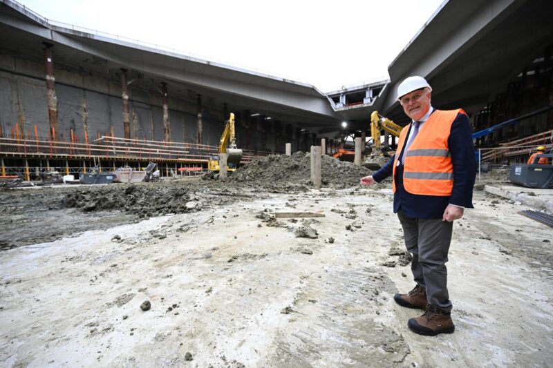 Alta Velocità: Giani visita la nuova stazione Firenze Belfiore e afferma: 'I lavori procedono bene'