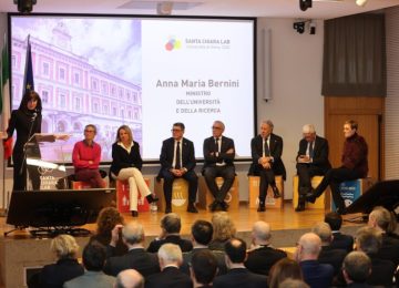 Anche il Ministro Bernini presente all’inaugurazione dei nuovi laboratori del Santa Chiara Lab di Siena