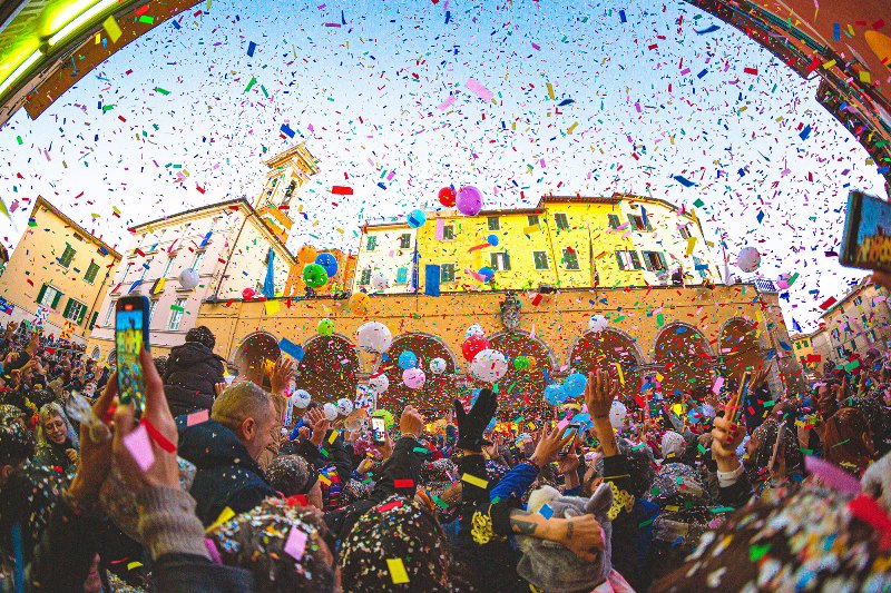 A Valdichiana torna il carnevale più antico d'Italia.