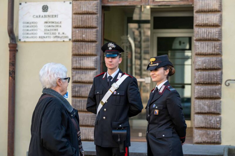 Decine di tentativi di truffa ai danni degli anziani, denunciati due giovani