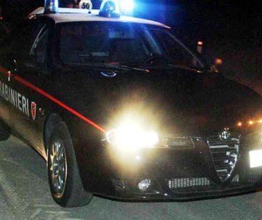 Fuga ad alta velocità e resistenza a pubblico ufficiale: fermato un 28enne a Pisa.