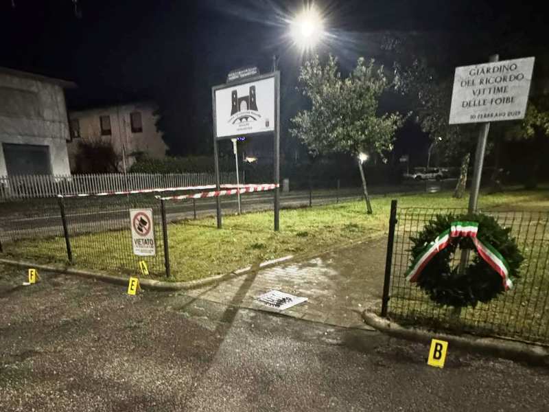 Giorno del Ricordo: esplode un 'ordigno' in un giardino dedicato ai Martiri delle Foibe