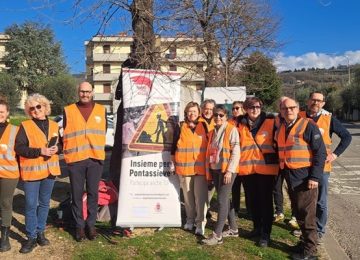 Gli 'Angeli del Bello' tornano a Pontassieve: volontari impegnati per il decoro urbano