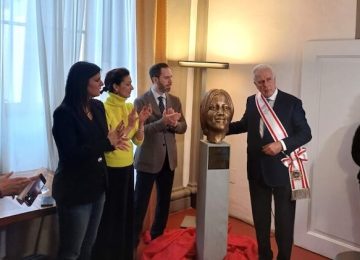 Inaugurata presso la sede della Regione la scultura del volto di Mahsa Amini