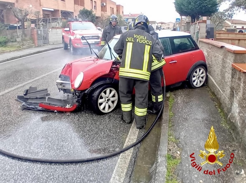 Incidente a San Romano: intervento dei vigili del fuoco per un principio d'incendio