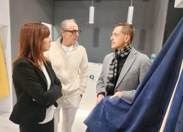 La sindaca di Fucecchio Emma Donnini in visita a LineaPelle a Milano