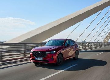 Mazda CX-60 2025: Evoluzione del Piacere di Guida e della Raffinatezza Costruttiva