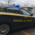 Scoperto laboratorio di contraffazione in Aretino, sequestrati 23.000 accessori con marchio falso