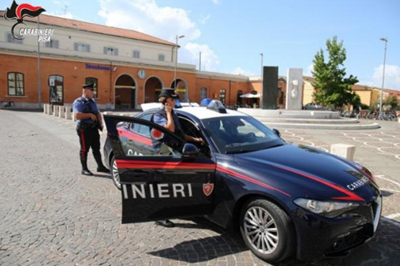 Un arresto in flagranza, due denunce: controllati 96 individui e 25 autovetture dai Carabinieri di Pontedera a gennaio.