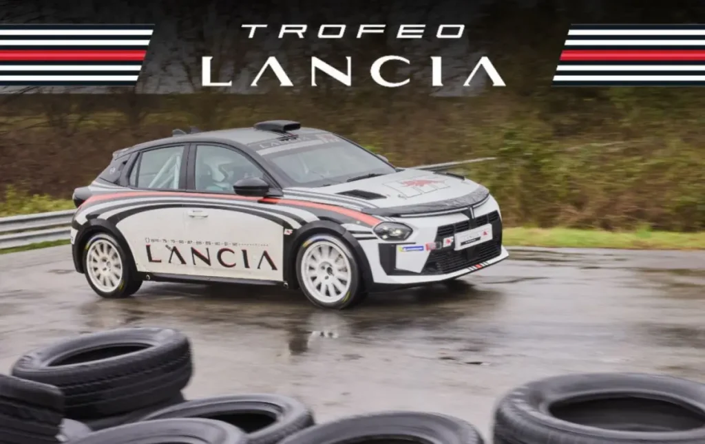 Una folla entusiasta per Lancia al Rally Racing Meeting – Agenzia di stampa Italpress