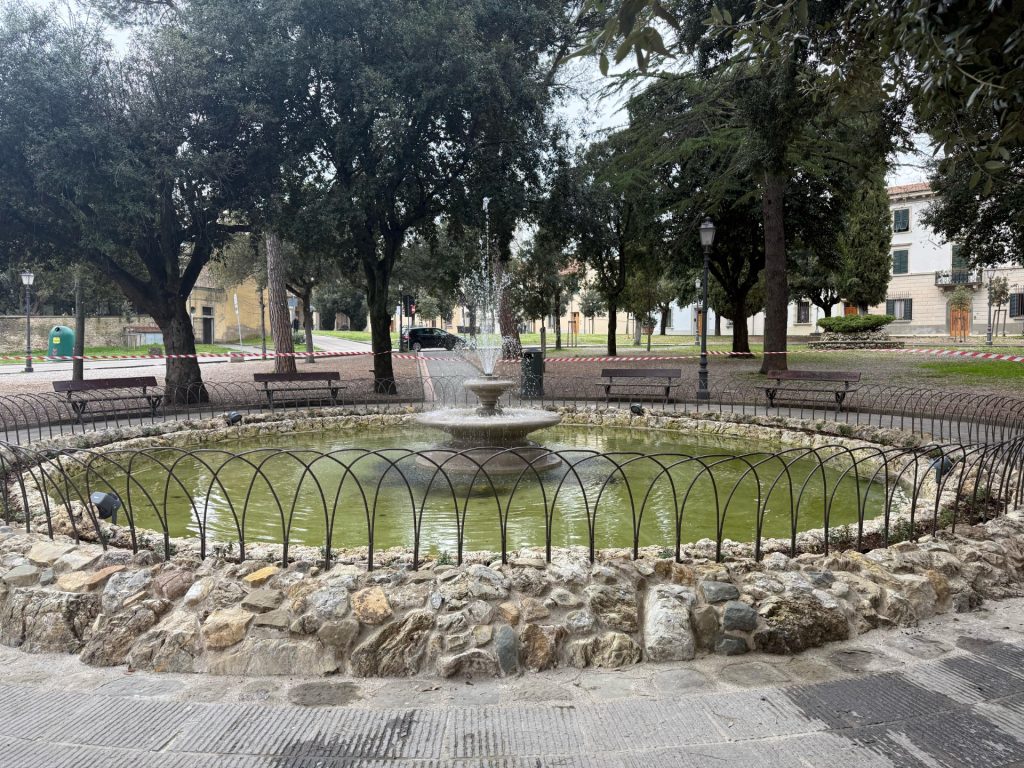 Una nuova vita per la fontana storica del Piazzone a San Casciano