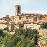 A Colle, il Comune requisisce un immobile per accogliere una famiglia con minori.