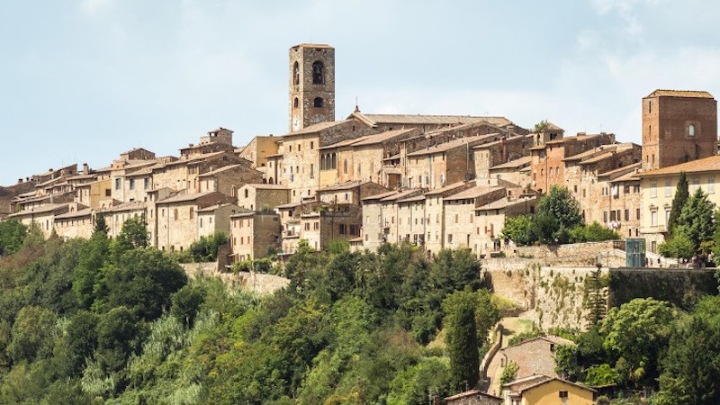 A Colle, il Comune requisisce un immobile per accogliere una famiglia con minori.