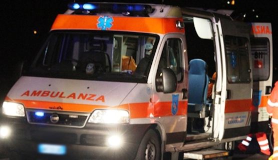Arezzo: insulti omofobi e violenza fisica, 18enne aggredito e ricoverato in ospedale