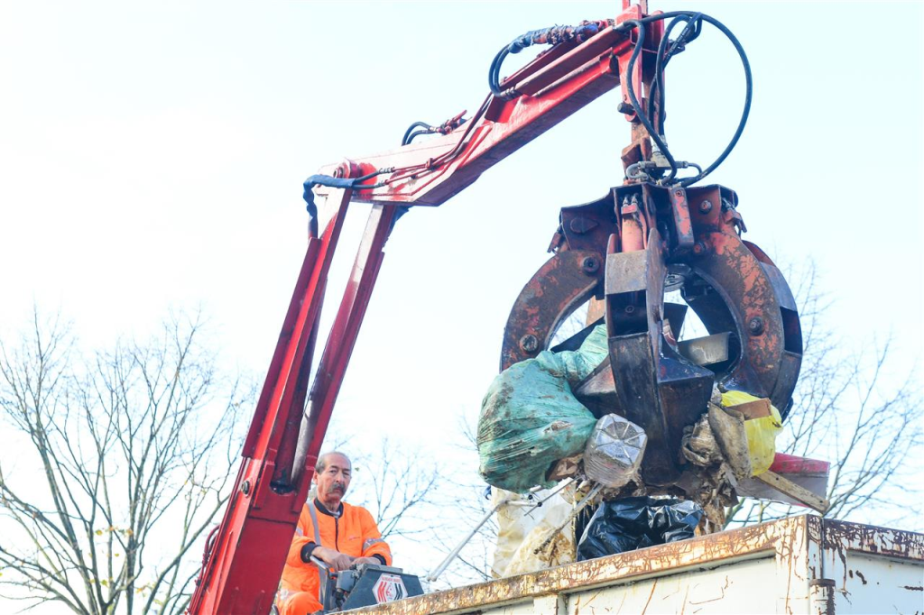Attraverso lo smaltimento dei rifiuti alluvionali: Giani ha firmato l'ordinanza