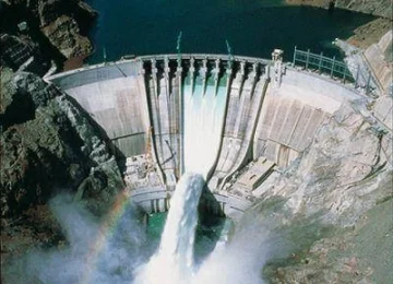 Bollette alte? Le energie rinnovabili sono la risposta. Ora è il momento decisivo per l'idroelettrico in Italia.