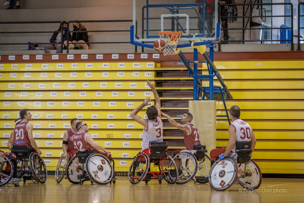 Carrozzine danneggiate a Livorno: la denuncia di Toscana Disabili Sport