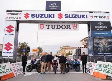 Consegna Ufficiale della Flotta Suzuki per la Tirreno-Adriatico - Agenzia di Stampa Italpress