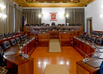 Consiglio regionale: variazione di bilancio di 50 milioni. Giani: "Investimenti in sanità, trasporto pubblico locale e sulla Fi-Pi-Li"