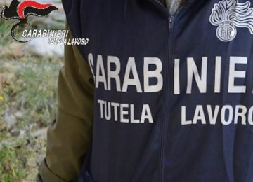 Dipendente senza contratto: sospensione per un ristorante e multa di 6.400 euro