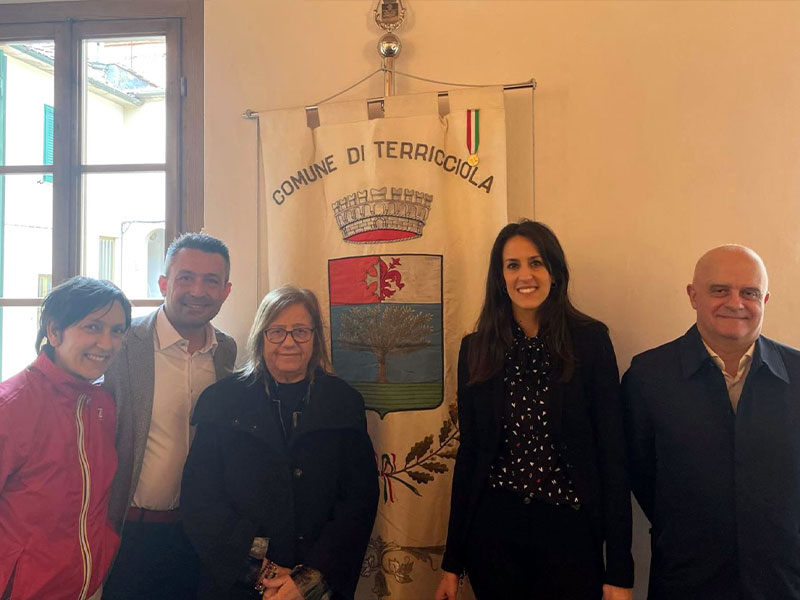 Frassinetti a Terricciola per un'ispezione del cantiere del complesso scolastico