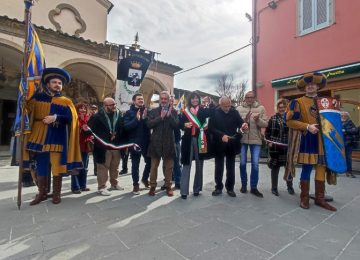 Fucecchio inaugura piazza La Vergine nel giorno dedicato a Padre Cecii