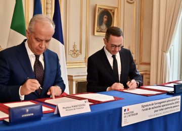 Il ministro Piantedosi incontra a Parigi il collega francese Retailleau