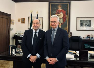 Il prefetto di Trieste incontra l'ambasciatore tedesco in Italia.